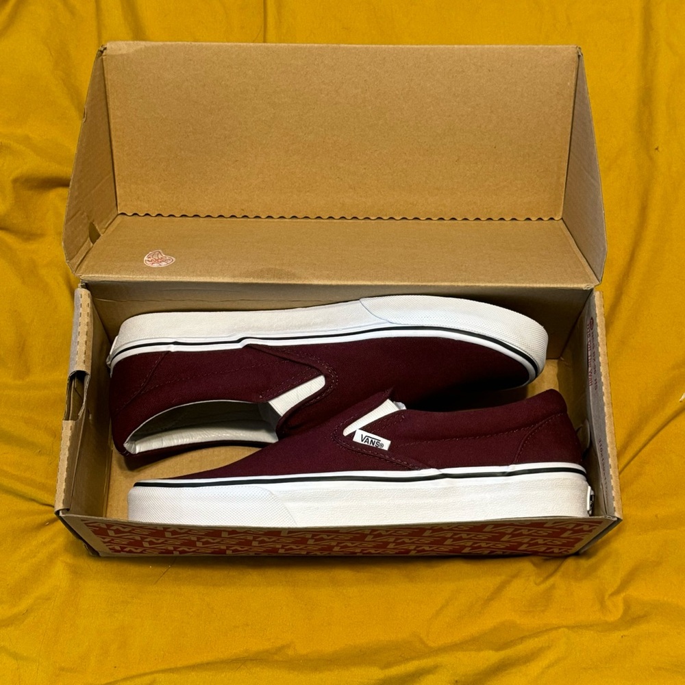 Vans - Picture 5 of 5